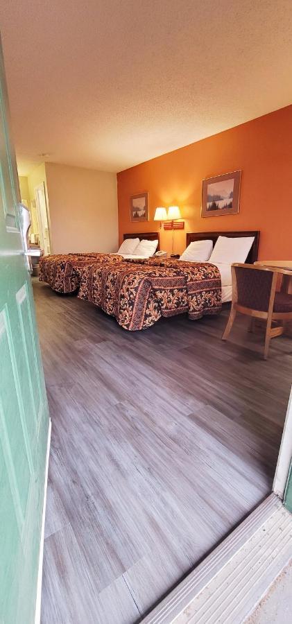 Regency Travel Inn Hayti Luaran gambar